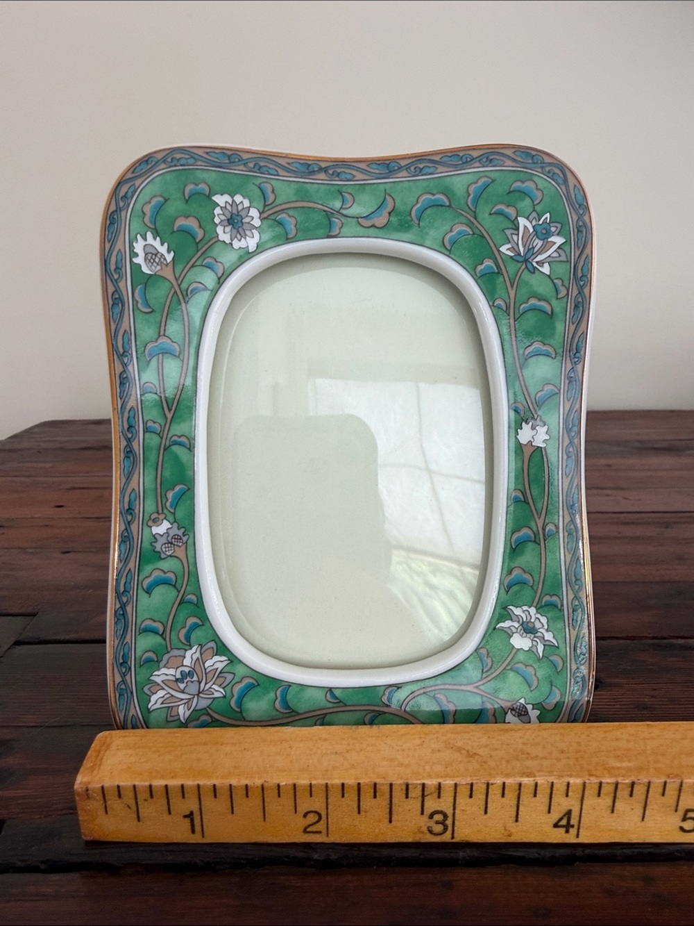 Green Vintage 1986 Etude Takahashi San Francisco Hand Decorated Picture Frame. - Picture 10 of 10